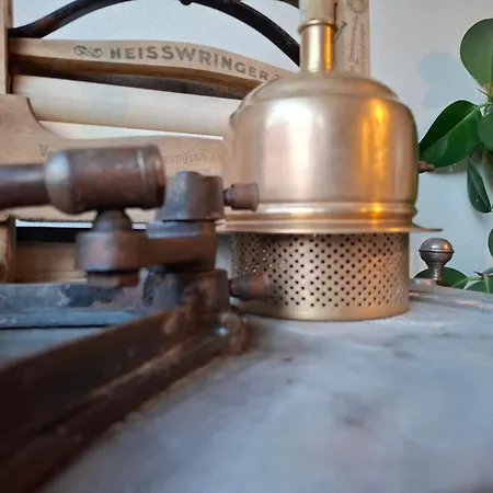 De Volkswasserij, Woning Met Tuin