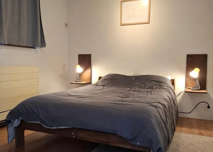 De Volkswasserij, Woning Met Tuin