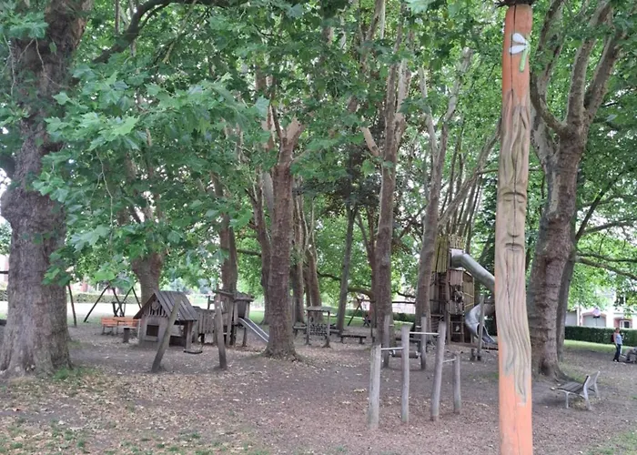 De Volkswasserij, Woning Met Tuin